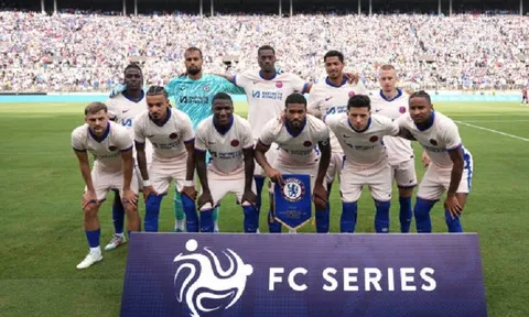 Chelsea thừa nhiều cầu thủ ở nhiều vị trí
