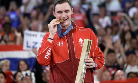 An Se Young và Viktor Axelsen giành huy chương vàng môn Cầu lông tại Olympic 2024