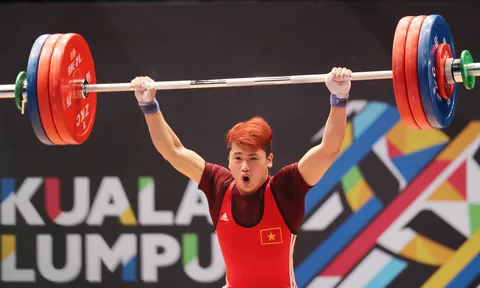 Lực sĩ Trịnh Văn Vinh ra quân tại Olympic 2024