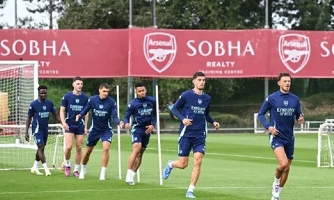 Arsenal chào đón sự trở lại của một loạt trụ cột