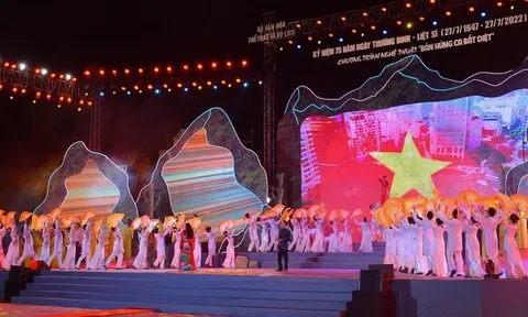 Chương trình nghệ thuật đặc biệt “Bản hùng ca bất diệt” 