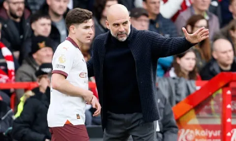 Ông Pep Guardiola tiết lộ lý do bán Julian Alvarez