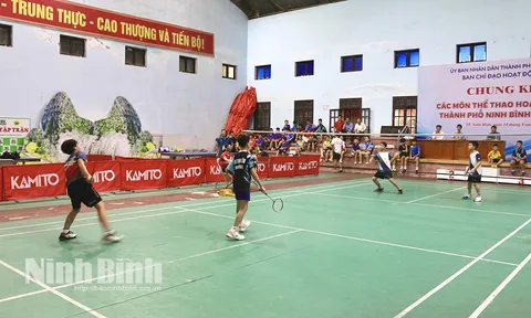 Thành phố Ninh Bình chung kết các môn thể thao hè