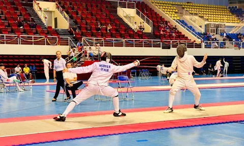 Đoàn Hà Nội dẫn đầu tại giải vô địch Đấu kiếm U23 quốc gia 2024