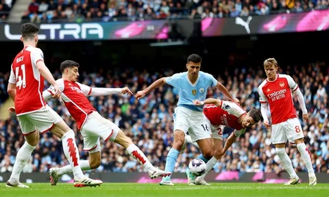 Huyền thoại Alan Shearer đánh giá Arsenal có thể vô địch Premier League