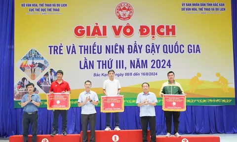 Bắc Giang nhất toàn đoàn giải vô địch trẻ và thiếu niên Đẩy gậy quốc gia lần thứ III