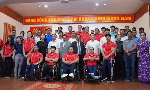 Gặp mặt đoàn Thể thao người khuyết tật Việt Nam tham dự Paralympic 2024 