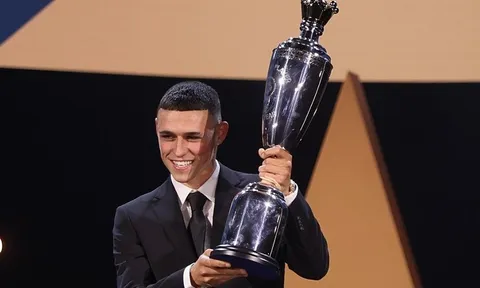 Phil Foden đoạt giải thưởng Cầu thủ hay nhất năm của PFA