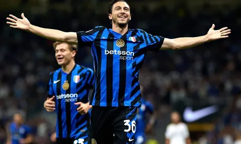Vòng 2 Serie A 2024-2025: Milan thua sốc, Inter tạm giành ngôi đầu