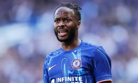Tiền đạo Raheem Sterling sẵn sàng gây sốc gia nhập Man United