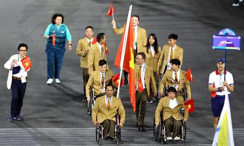 Paralympic 2024: Lễ khai mạc độc đáo và đầy cảm xúc