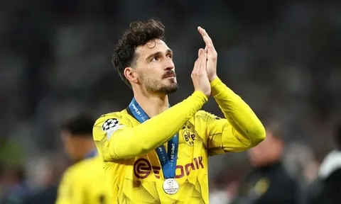 Trung vệ Mats Hummels bất ngờ bẻ kèo với Real Sociedad
