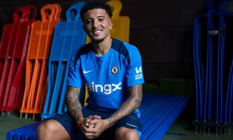 Man United lỗ nặng khi bán Jadon Sancho, Raheem Sterling gây bất ngờ ở Arsenal