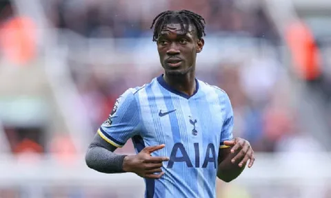 Tottenham tổn thất lực lượng ở trận derby với Arsenal