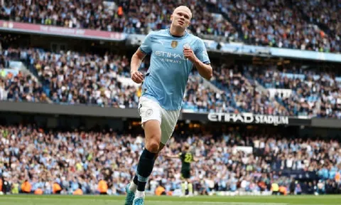 Tiền đạo Erling Haaland chờ xô đổ kỷ lục của Cristiano Ronaldo
