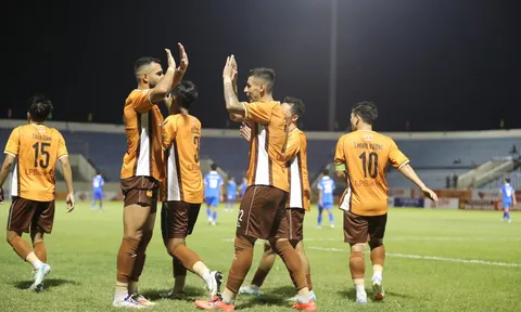 Trước vòng 2 V.League 2024-2025: Nóng trong từng trận đấu
