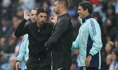 Huấn luyện viên Mikel Arteta đáp trả những chỉ trích “đá bẩn” sau trận hòa Man City