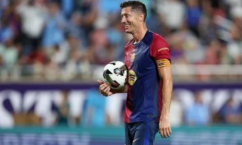 Vòng 7 La Liga 2024-2025: Lewandowski giúp Barcelona giữ mạch toàn thắng