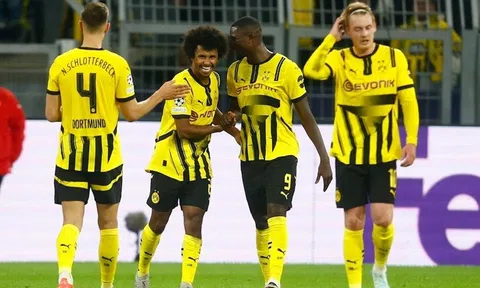 "Ngôi sao" trẻ của Dortmund ghi tên vào lịch sử Champions League và Bóng đá Đức