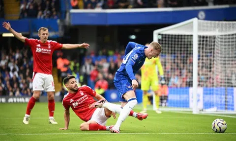 Vòng 7 Premier League: Chelsea và Man United chia điểm, Tottenham thua ngược