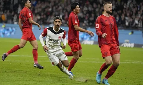 Vòng 6 Bundesliga: Bayern Munich đánh rơi chiến thắng ở phút bù giờ