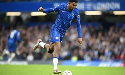 Trung vệ Wesley Fofana được huấn luyện viên Enzo Maresca trao đặc quyền