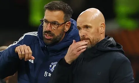 Huấn luyện viên Erik ten Hag bác bỏ những tin đồn về tương lai