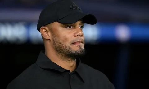 Huấn luyện viên Vincent Kompany đối diện nguy cơ bị Bayern Munich sa thải