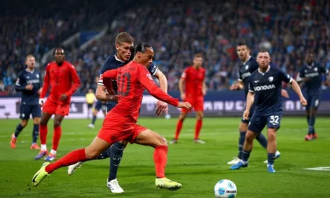 Vòng 8 Bundesliga: Hủy diệt đối thủ, Bayern Munich đòi lại ngôi đầu