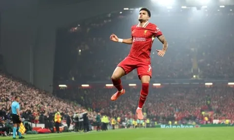 Vòng 4 Champions League: Nhấn chìm đối thủ, Liverpool chiếm ngôi đầu Bảng xếp hạng