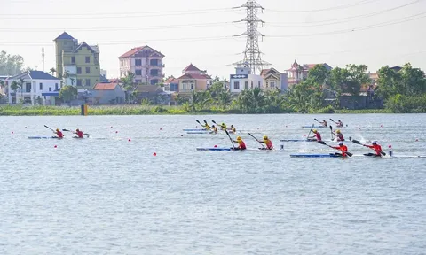 Thành phố Hồ Chí Minh dẫn đầu tại giải Đua thuyền Rowing vô địch quốc gia 2024
