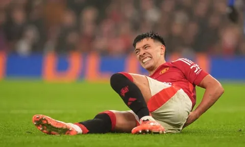 Man United đón tin không vui từ Lisandro Martinez