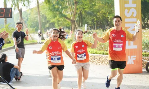 Hơn 1.200 thiếu nhi tham gia giải chạy Vietnam Family Marathon - Hà Nội Tiên Phong 2024