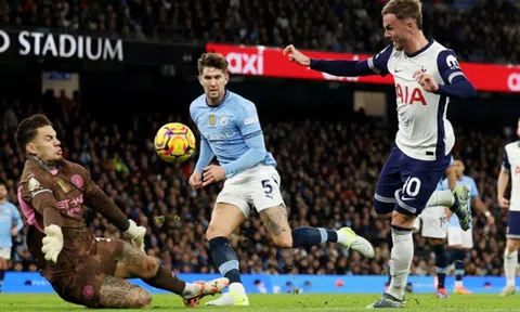 Vòng 12 Premier League: Tottenham "nhấn chìm" Man City ngay tại Eithad