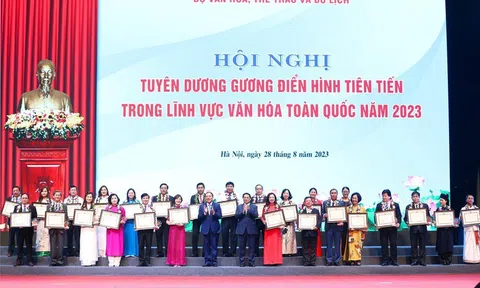 Những điểm mới đáng chú ý của Luật Thi đua, khen thưởng năm 2022