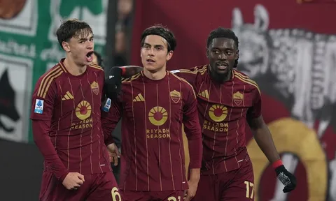 Juventus thoát thua, AS Roma thắng trận đầu tiên dưới thời huấn luyện viên Ranieri