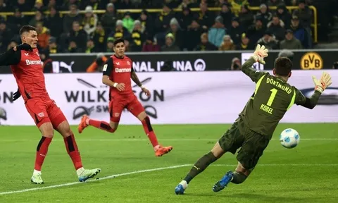 Bayer Leverkusen đánh bại Dortmund, thu hẹp khoảng cách với Bayern Munich