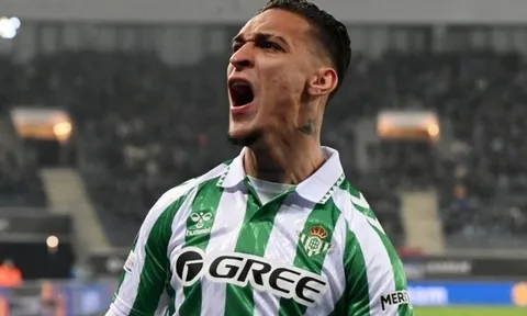 Vòng 24 La Liga: Antony tiếp tục thăng hoa trong màu áo câu lạc bộ mới
