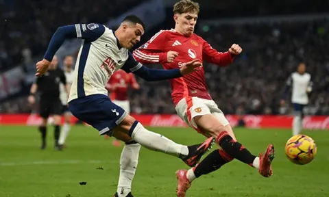 Vòng 25 Premier League: Tottenham hạ Man United, Liverpool đánh bại đối thủ