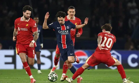 Lượt đi vòng 1/8 Champions League: PSG gục ngã trên sân nhà