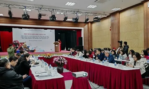 Bảo tồn, phát huy giá trị nghệ thuật truyền thống Việt Nam trong bối cảnh phát triển kinh tế thị trường, hội nhập quốc tế