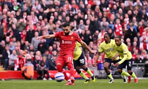Vòng 28 Premier League: Man City thua sốc, Liverpool củng cố ngôi đầu