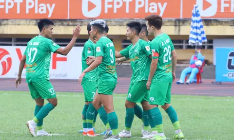Vòng 12 giải hạng Nhất Quốc gia 2024-2025: Phù Đổng Ninh Bình toàn thắng trận thứ 11