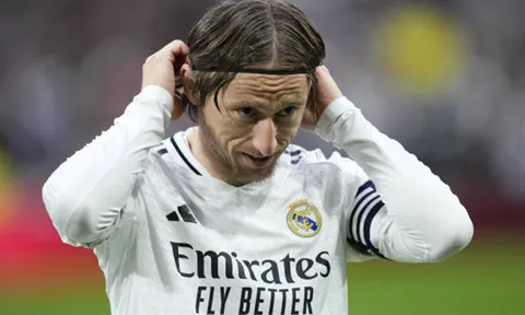 Luka Modric muốn giải nghệ ở Real Madrid