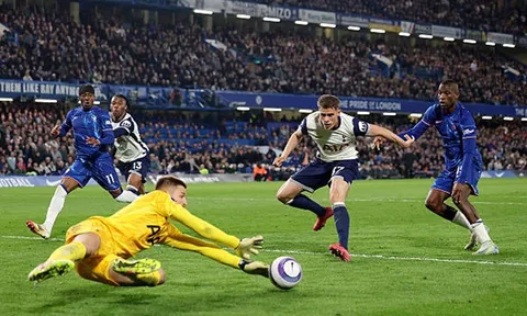 Enzo Fernandez ghi bàn giúp Chelsea đánh bại Tottenham