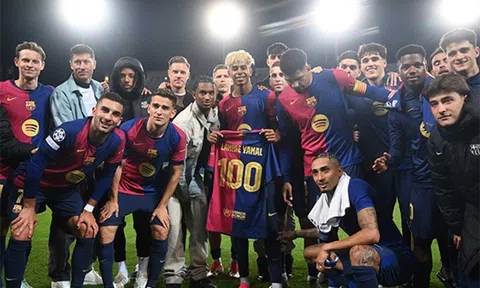 Yamal phá kỉ lục của Mbappe, Raphinha vượt Messi