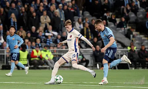 Lượt đi bán kết Conference League: Chelsea đặt một chân vào chung kết, Betis thắng Fiorentina
