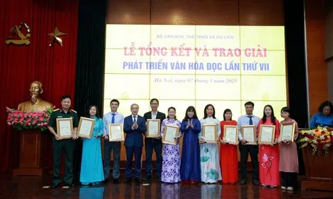 Trao tặng Giải thưởng phát triển văn hóa đọc lần thứ VII cho 35 tập thể và cá nhân tiêu biểu