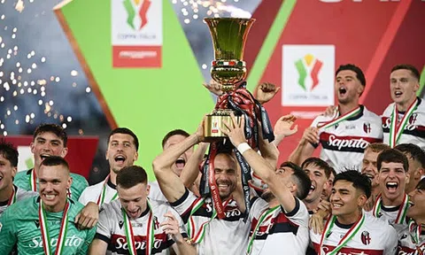 Bologna vô địch Coppa Italia sau trận thắng AC Milan