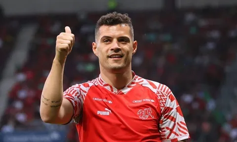 PSG thanh lý 6 "ngôi sao", Leverkusen có biến động lớn